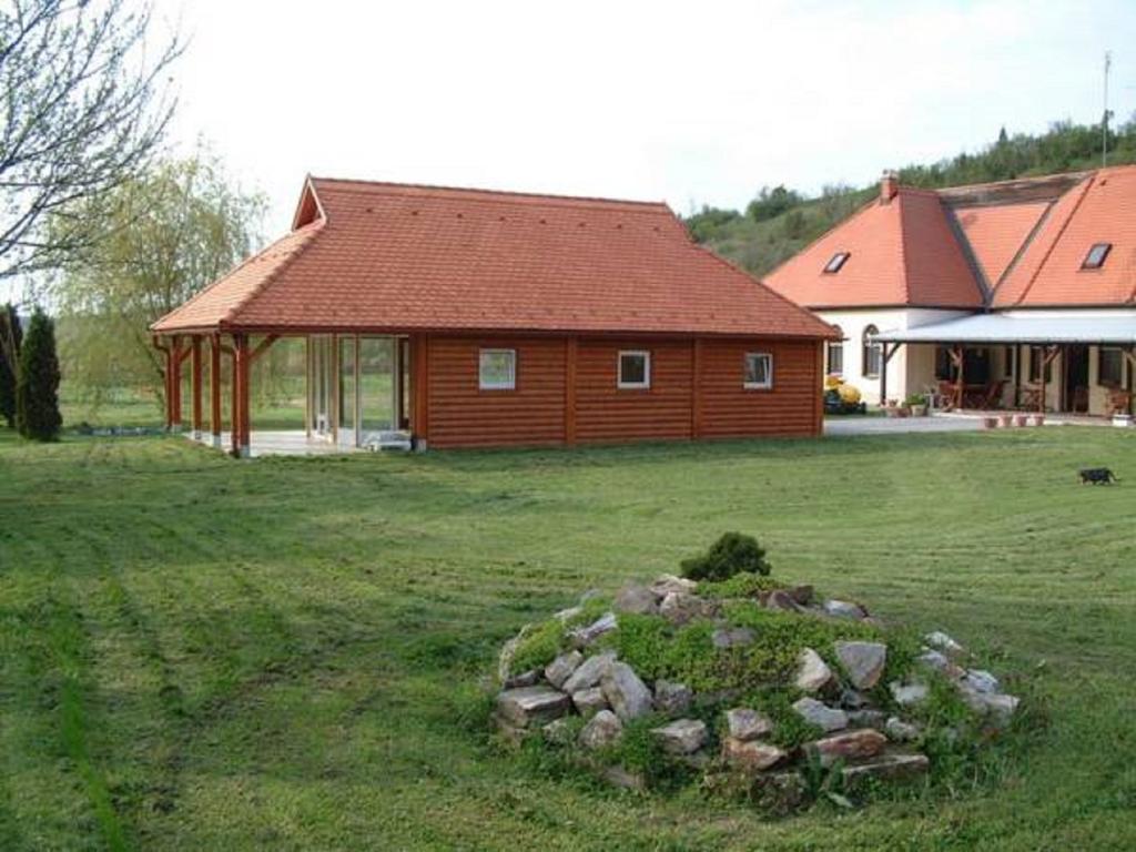 Kisecset-Vendeghaz Hotel Bagian luar foto