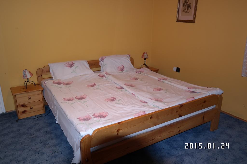Kisecset-Vendeghaz Hotel Ruang foto